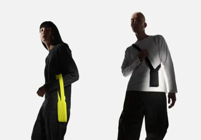 La tracolla per iPhone in maglia che costa fino a 250 euro