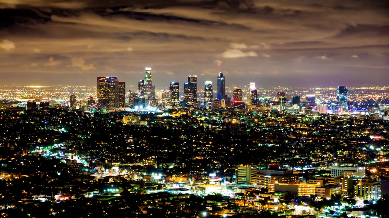 La luce artificiale delle città aumenta i rischi per il cuore