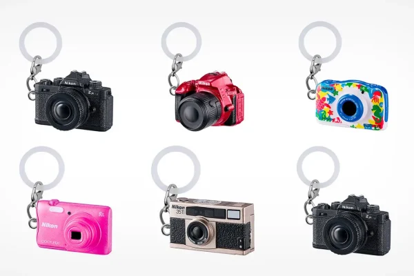 Le mini repliche delle fotocamere Nikon spopolano in Giappone