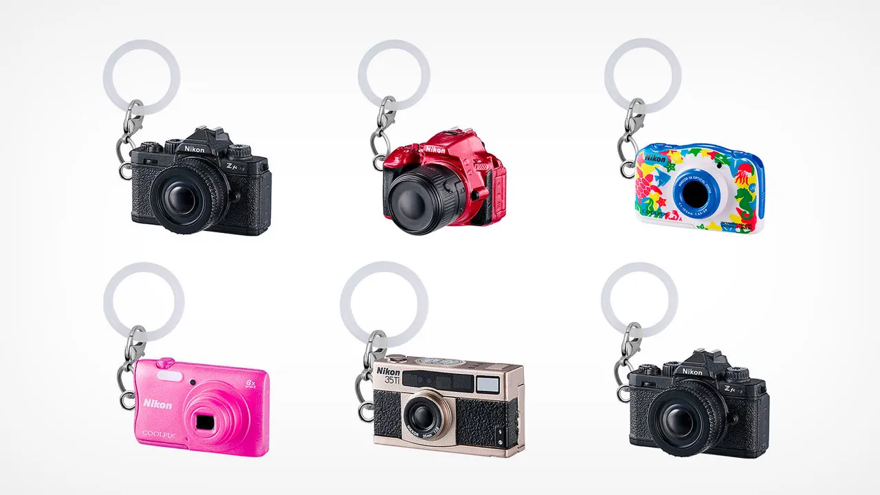 Le mini repliche delle fotocamere Nikon spopolano in Giappone