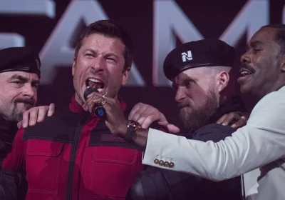 The Running Man, il remake de L’implacabile con Arnold Schwarzenegger è un gran bel film difettoso