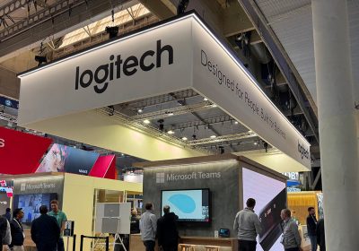 'La soluzione a un problema che non esiste': così la CEO di Logitech definisce i dispositivi IA