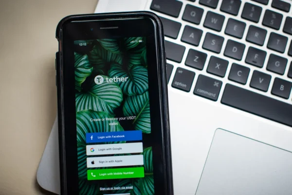 La rete di investimenti di Tether sembra una dispensa pronta all’uso colma di oro, riso e zucchero