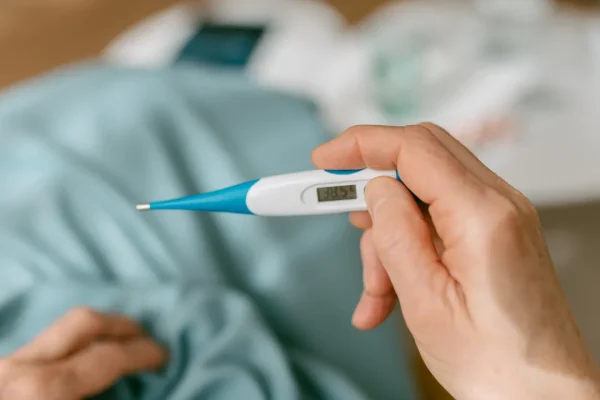 Cos’è questa ormai famosa variante K dell’influenza, come si diffonde, quali i sintomi (e se i vaccini sono efficaci)