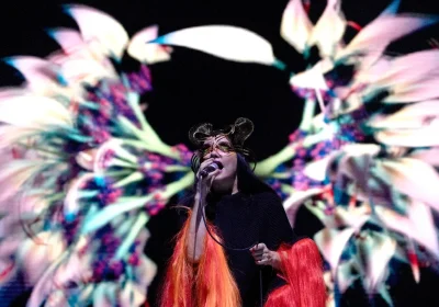 Björk nel live di Cornucopia trasforma un concerto in un manifesto del futuro