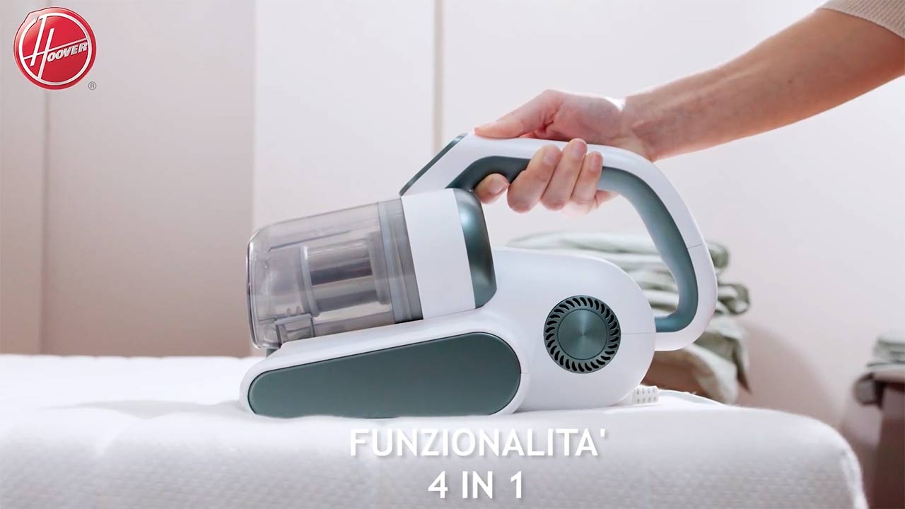 Via acari, polvere e sporco da materassi, tappeti e divani: crolla a soli 79€ Hoover HMC5, top per chi è allergico e non solo