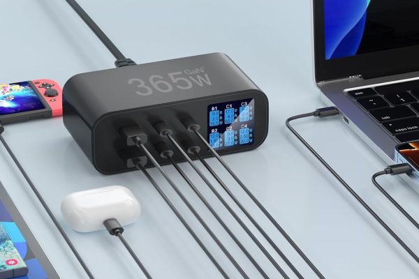 Caricatore multiplo 200W compatibile con MacBook a soli 23,99€ e 365W potente con display a soli 32,99€!