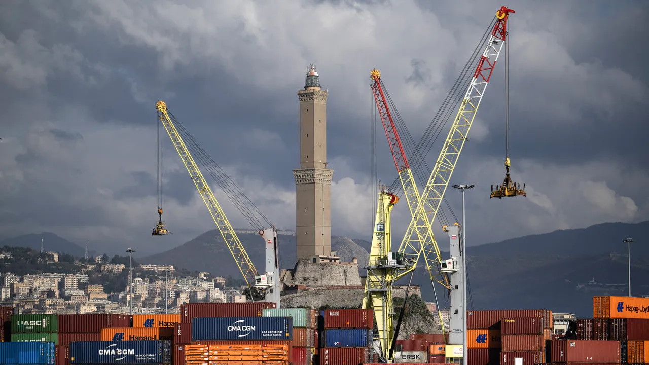 Traffico d’armi, il porto di Genova vara il primo osservatorio al mondo per unire lavoratori, istituzioni e cittadini