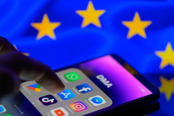 Gli sviluppatori di app contro Apple: “Commissioni esorbitanti e ingiustificate”