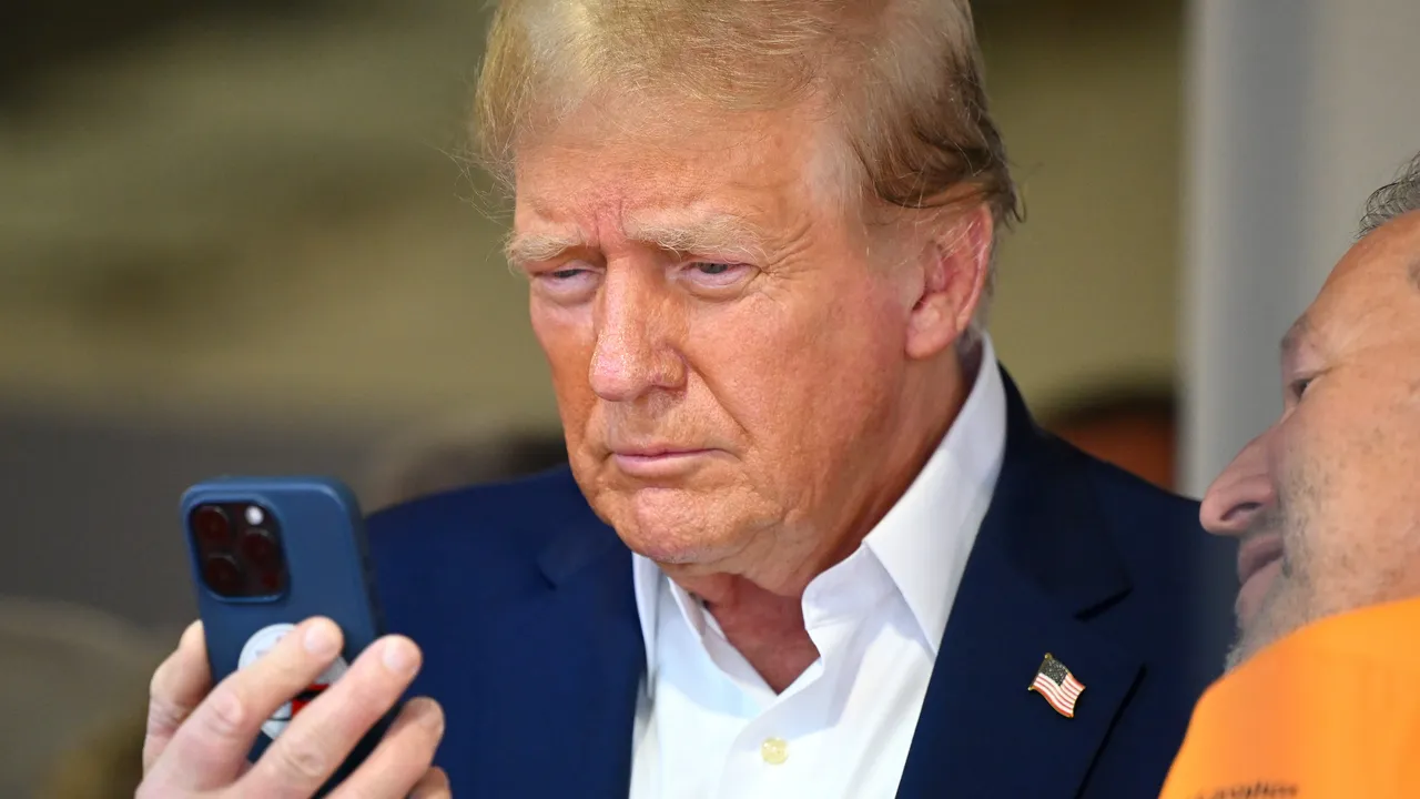 Chiamate indesiderate e moleste, ora l'Agcom cala l'asso: numeri a 3 cifre per riconoscere i call center legali