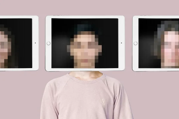 I deepfake fanno male anche all’ecommerce: più ne girano, meno la gente si fida a comprare online