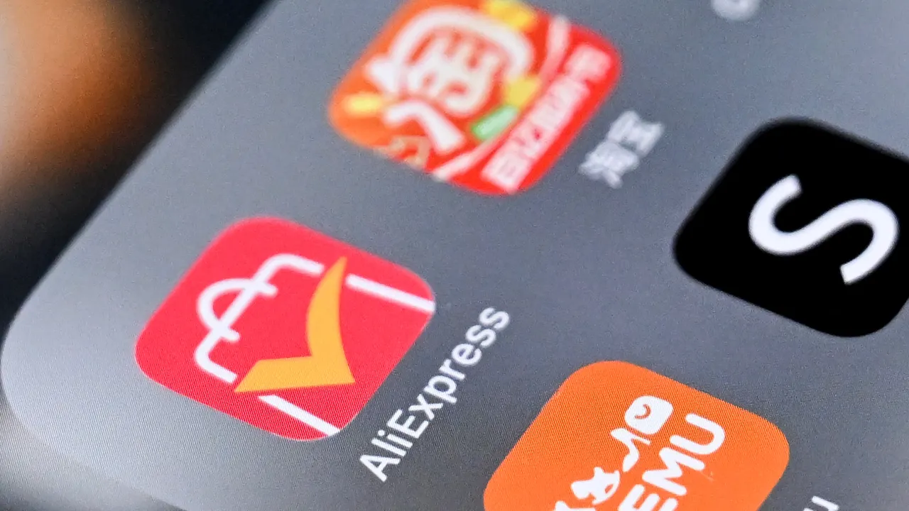 Tassa di 2 euro su ogni pacco sotto i 150, la mossa del governo per ridurre la quantità di merci cinesi in arrivo