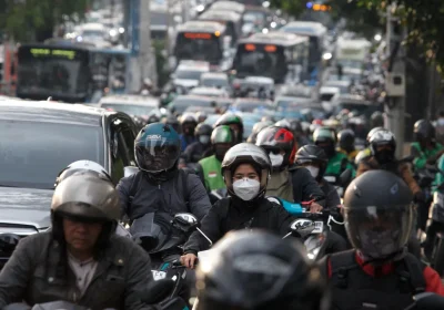 Giacarta supera Tokyo, ora è la città più popolosa del mondo. Ma c’è un ma: sta sprofondando