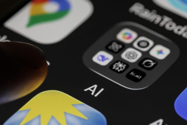 Ricerca, il 75% dei chatbot non blocca le richieste di minori su attacchi e sparatorie – Future Tech