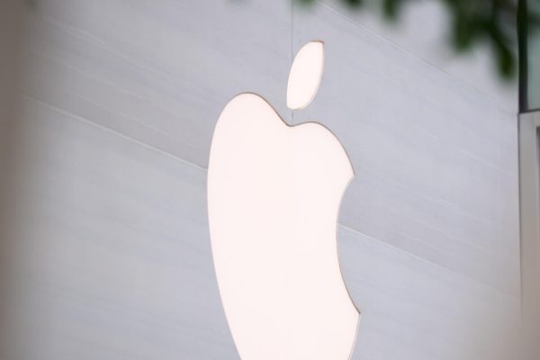 Ue, ‘bene il rilascio da parte di Apple della versione iOS 26.3’ – Software e App