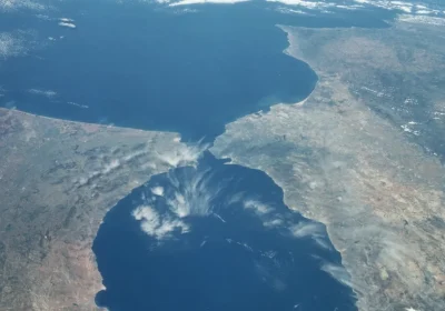 Nessuno se ne era accorto prima, ma la penisola iberica sta ruotando lentamente in senso orario