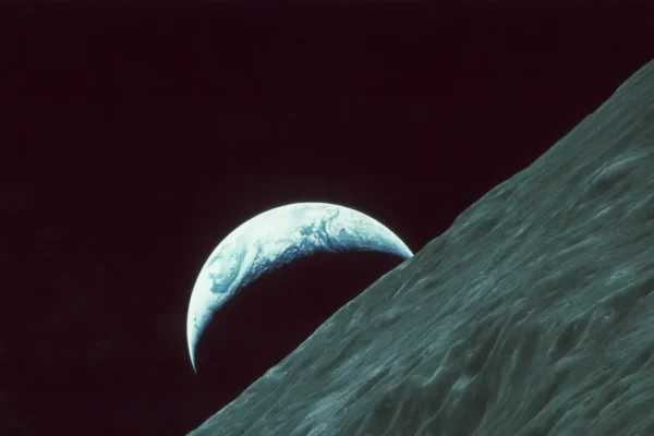 Internet spaziale, perché servono un protocollo e un exchange point sulla Luna