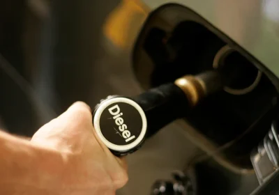 Dal diesel alle sigarette il 2026 si aprirà con una serie di aumenti, ecco cosa costerà di più