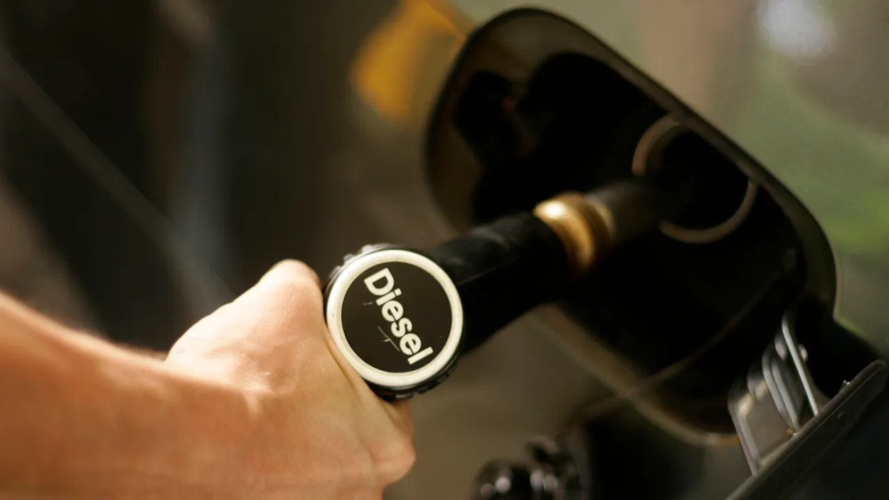 Dal diesel alle sigarette il 2026 si aprirà con una serie di aumenti, ecco cosa costerà di più