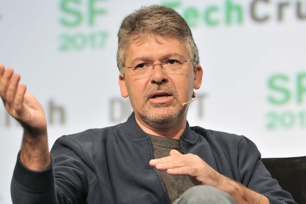 Apple cambia tutto sull'intelligenza artificiale: Giannandrea lascia, ecco chi lo sostituisce