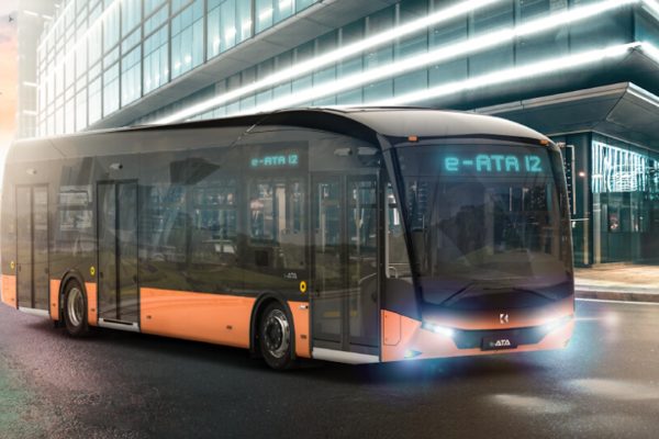 Bari punta sull'elettrico: arrivano 42 autobus snodati a batteria da 18 metri per le nuove linee BRT