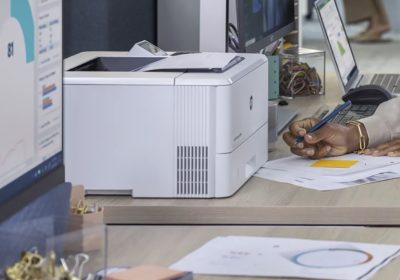 Digitalizzazione e stampa, i flussi di lavoro ibridi restano centrali per le PMI: il punto di vista di HP