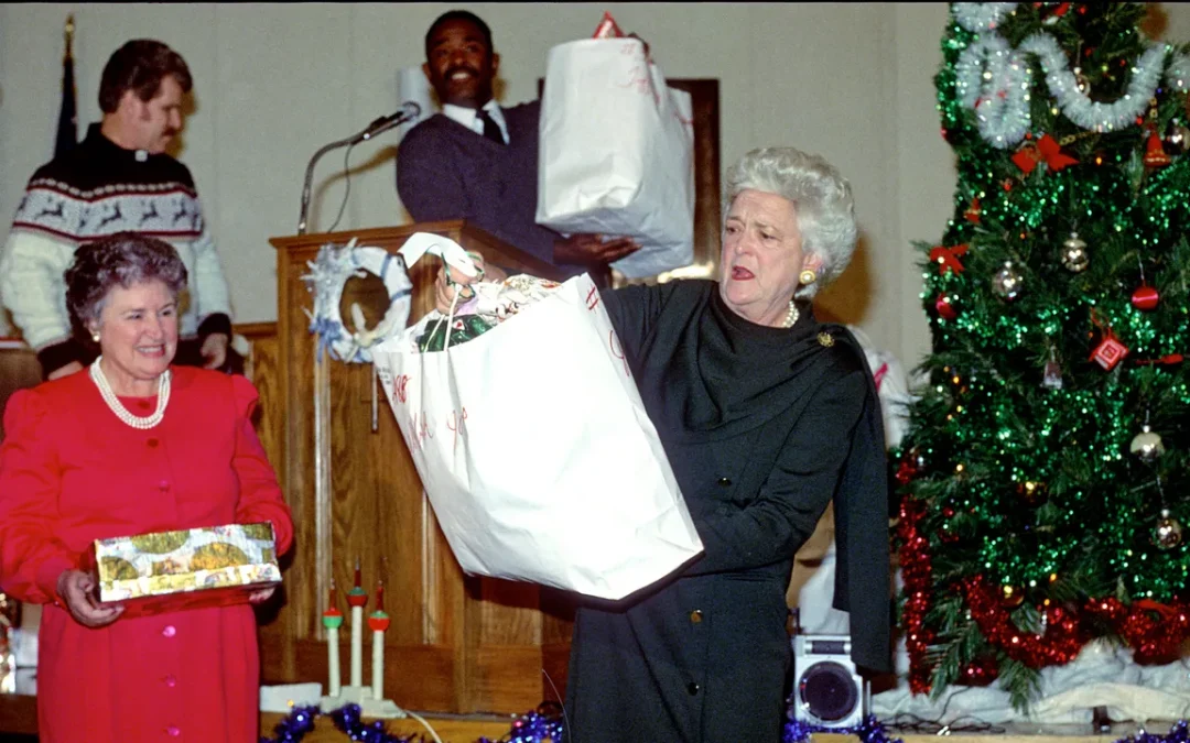 Rivendere i regali di Natale che non ti piacciono, ecco come farlo bene e guadagnare davvero