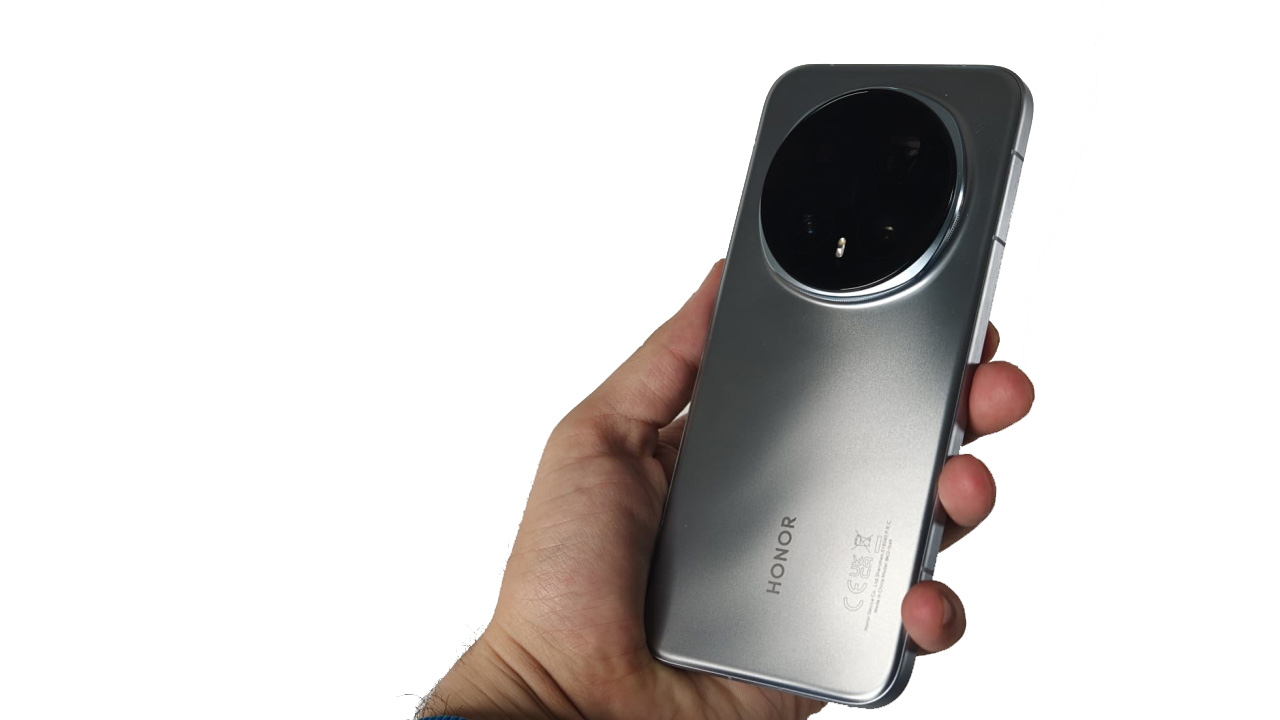 HONOR Magic 8 Pro: abbiamo tra le mani il primo flagship del 2026