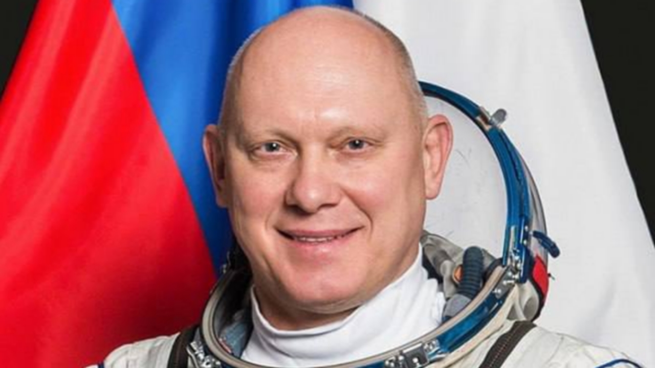 Il cosmonauta Oleg Artemyev non sarà a bordo di Crew-12 forse per aver fotografato informazioni riservate