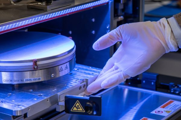 Il futuro dei chip è verticale: RAM e logica impilati per chip più efficienti, ma realizzabili (quasi) ovunque