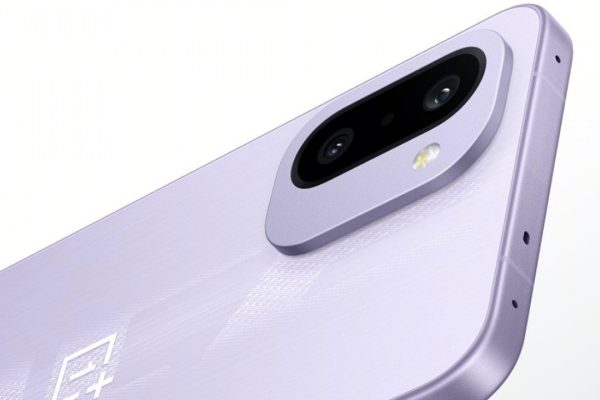 Il prossimo smartphone di OnePlus avrà una super batteria e arriverà anche in Italia