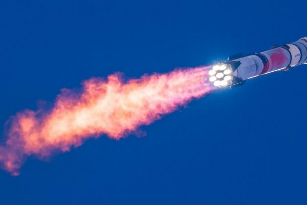 Il razzo spaziale cinese Landspace Zhuque-3 è riuscito a raggiungere l'orbita ma il primo stadio è andato distrutto