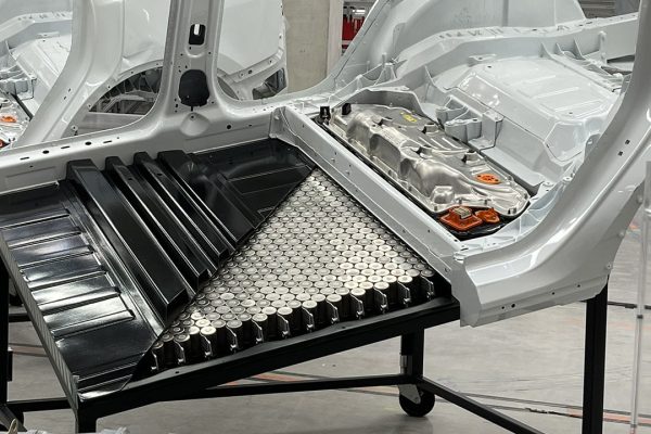 La rivoluzione delle batterie 4680 di Tesla non sta accadendo, crolla la fornitura