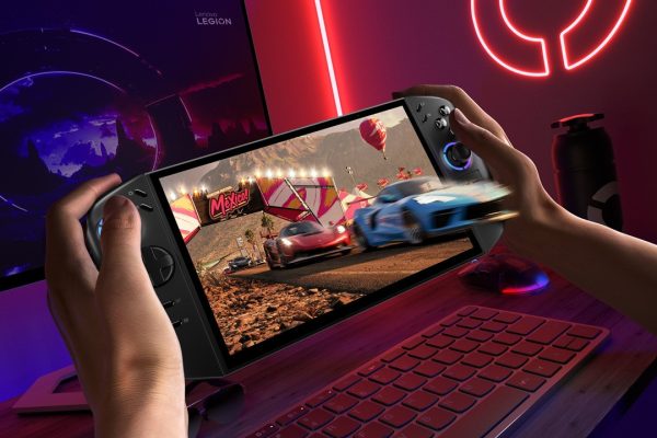 Per Lenovo i giocatori sono ricchi: Legion Go 2 arriva quasi a raddoppiare il prezzo