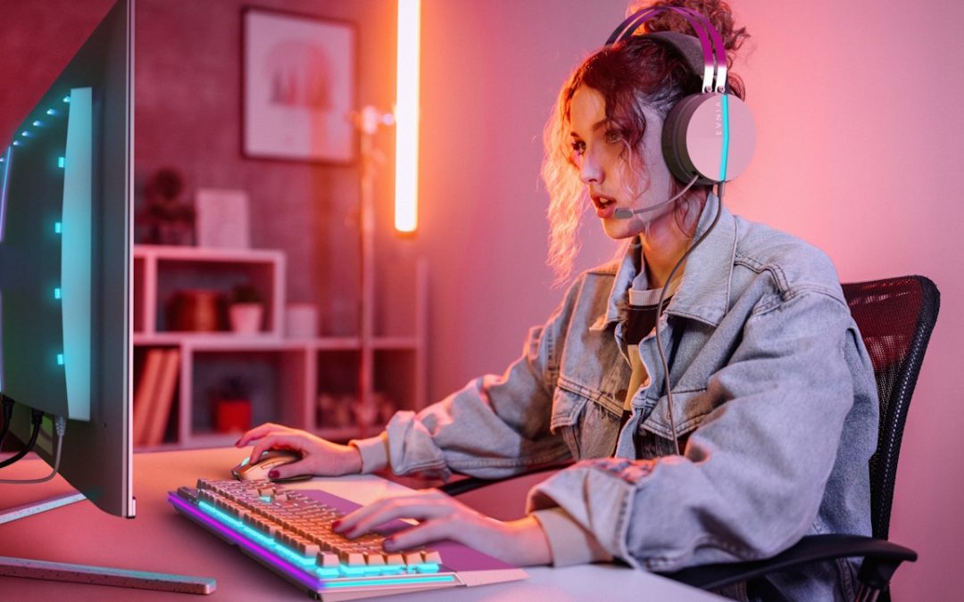 Prezzi a picco in 24 ore: due monitor top scendono all'improvviso su Amazon