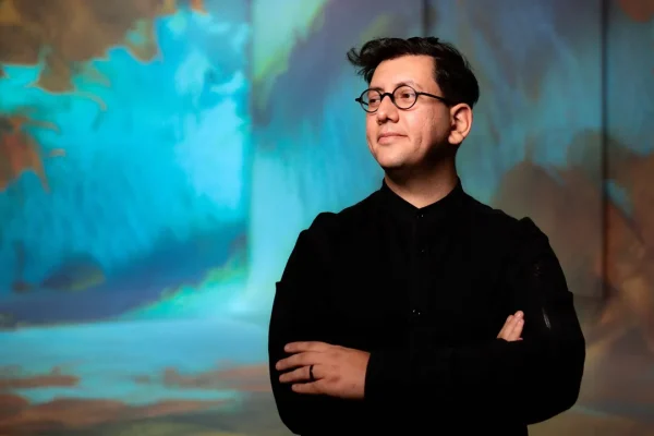 Il geniale media artist Refik Anadol inaugura la Gorizia DAG Digital Art Gallery: “Vi porto dentro un nuovo Rinascimento”