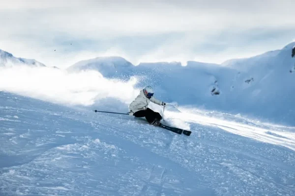 Sci alpino, AI e sicurezza: come la tecnologia sta cambiando le piste verso Milano Cortina 2026