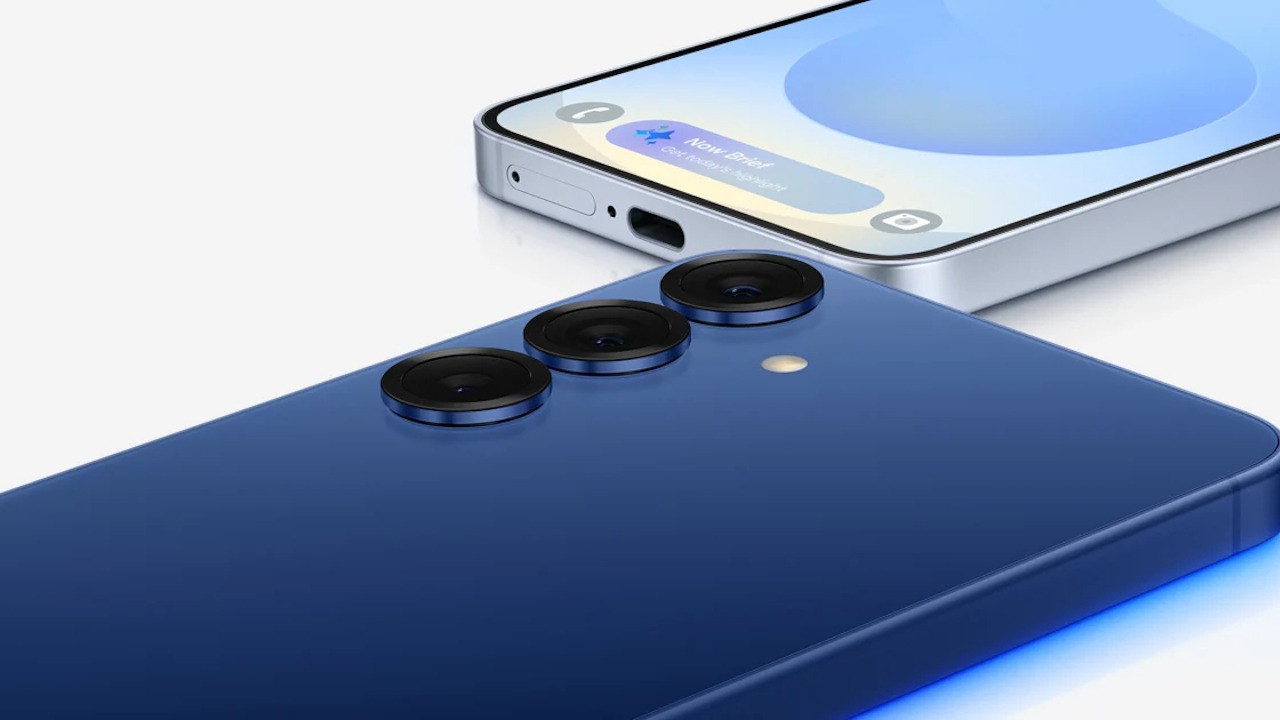 Samsung Galaxy S26: a causa dell'IA potrebbe cambiare la gestione delle app in background