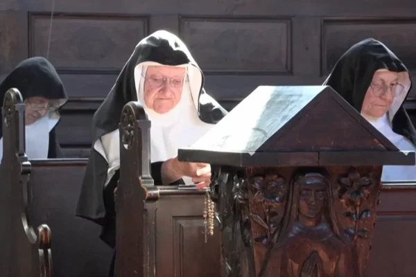 Come tre suore ottuagenarie hanno occupato un convento in Austria, aprendo un caso diplomatico in Vaticano