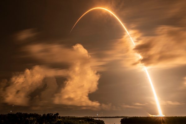 SpaceX: capitalizzazione di 800 miliardi di dollari? Musk smentisce. Possibile quotazione sui mercati in vista