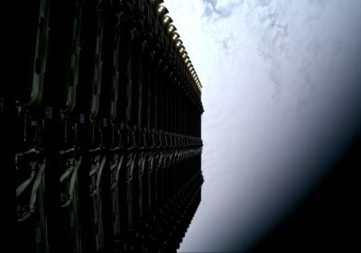 SpaceX ha annunciato che un satellite Starlink ha avuto un problema in orbita, cause ancora da chiarire