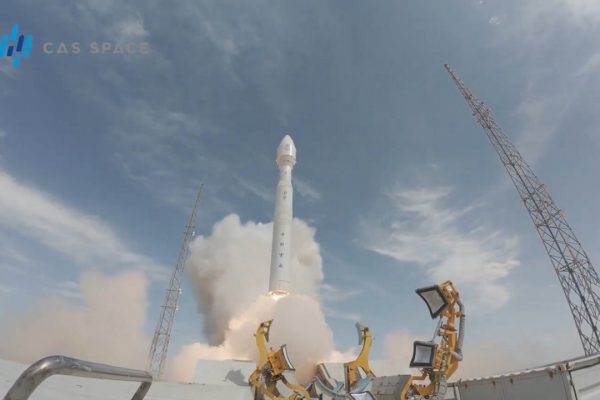 SpaceX redarguisce la Cina per un rischio di collisione tra satelliti lanciati da un razzo spaziale cinese e Starlink