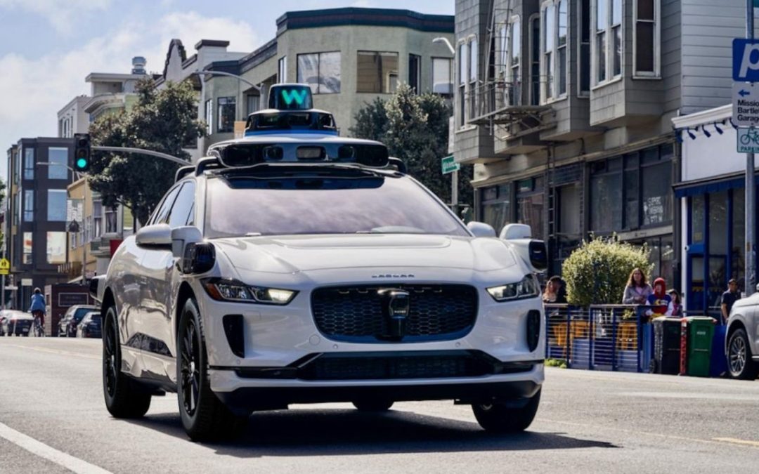 Un blackout a San Francisco manda in tilt la città: bloccati anche i robotaxi di Waymo