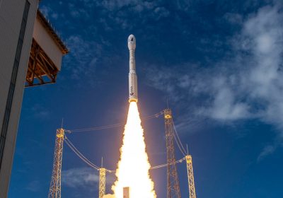 Un razzo spaziale Arianespace Vega C ha portato in orbita il satellite sudcoreano KOMPSAT-7