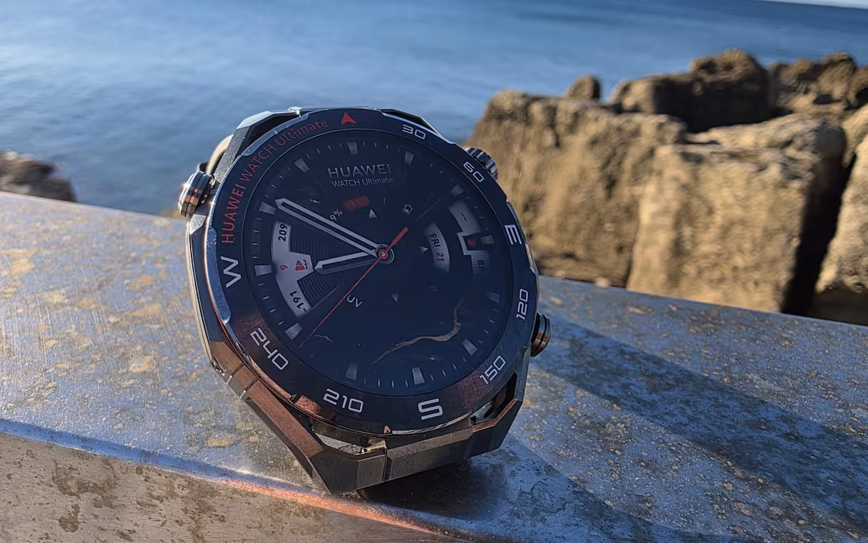 Huawei Watch Ultimate 2, un orologio per subacquei, runner ed esploratori