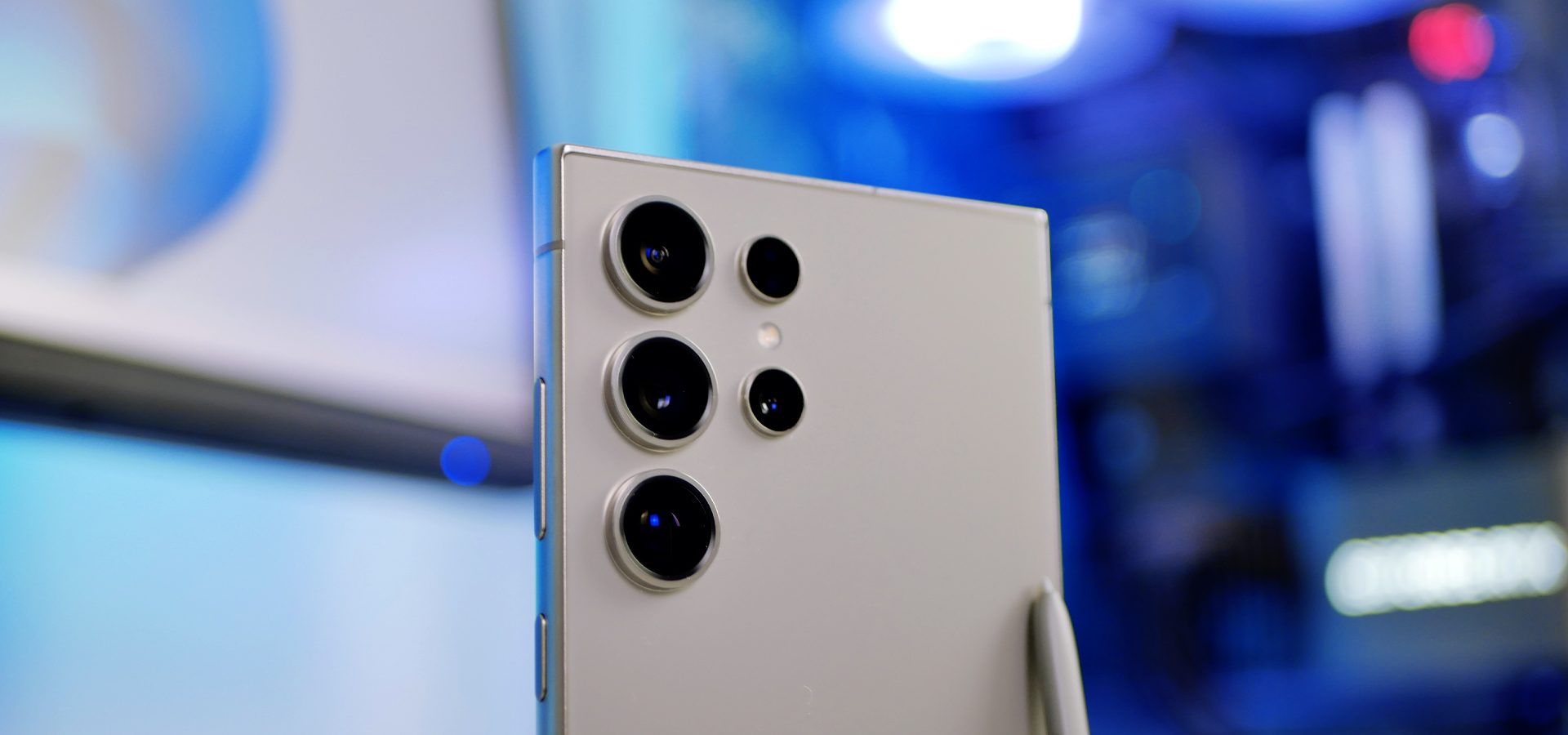 Aggiornamento dicembre per Samsung Galaxy S24