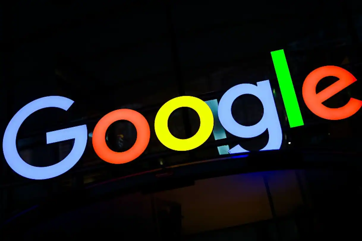 Le parole più cercate su Google nel 2025, da Papa Francesco a Israele