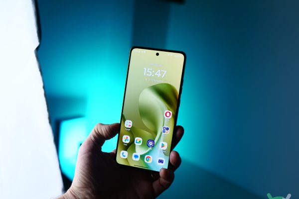 Moto G86 in super offerta Natale 2025