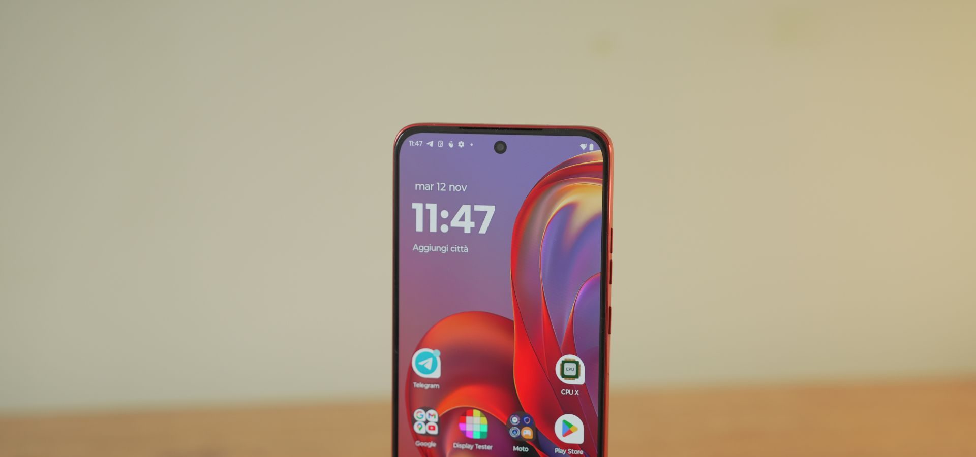 Motorola Edge 50 Neo in offerta a 199€: un best-buy da non perdere!