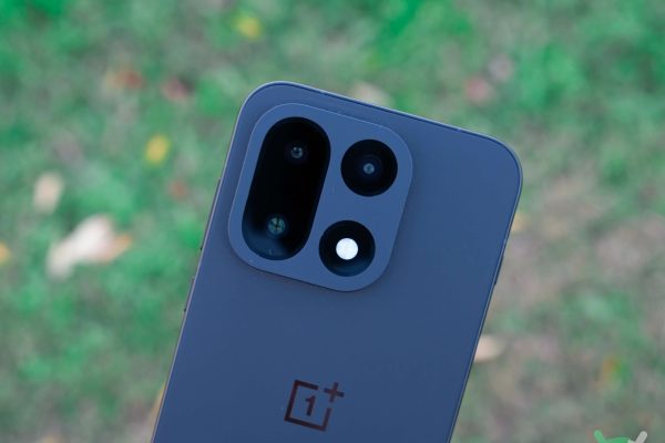 OnePlus 15 in offerta a 749€: nuovo prezzo imperdibile!